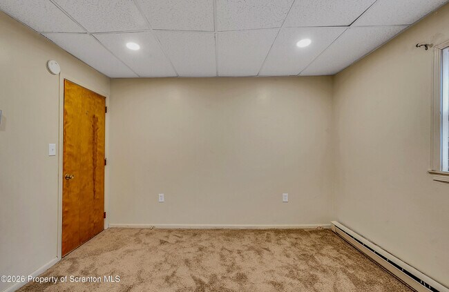 Building Photo - 601 Dean St