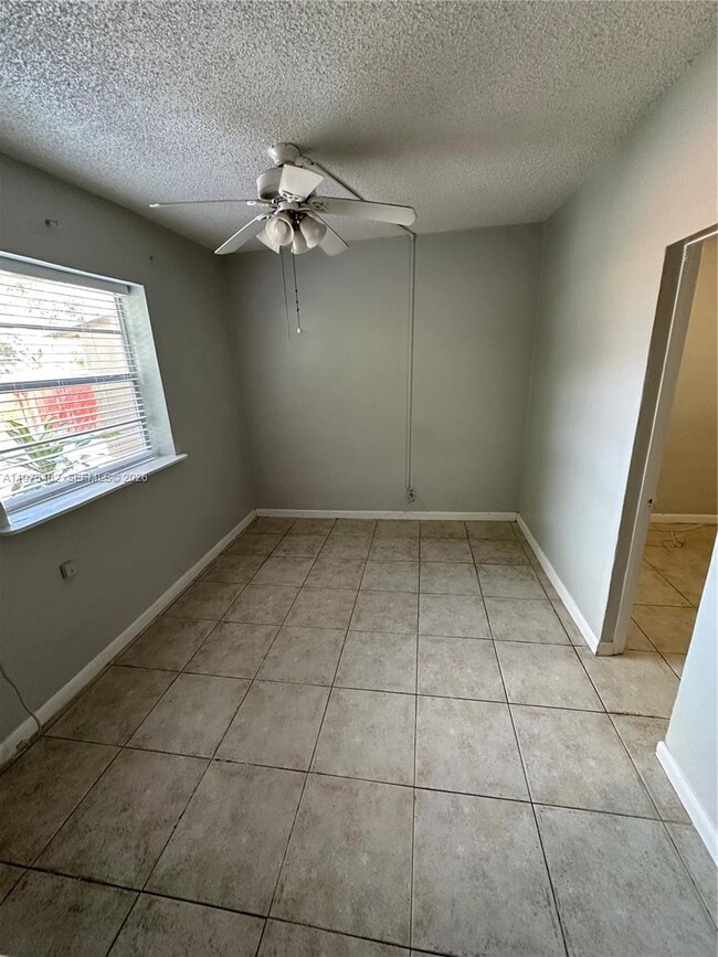 Building Photo - 2443 Cleveland St