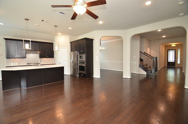 Building Photo - 11134 Honeysuckle Haven Dr