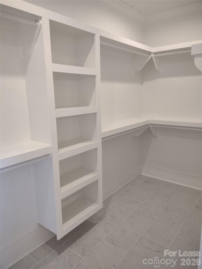 Building Photo - 1716 Berryhill Rd