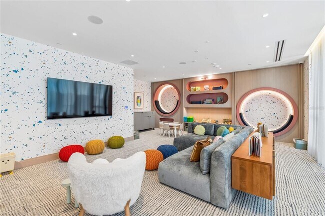 Building Photo - 3015 S Ysabella Ave