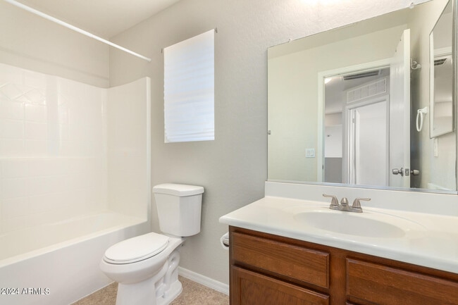 Building Photo - 23598 W Bowker St