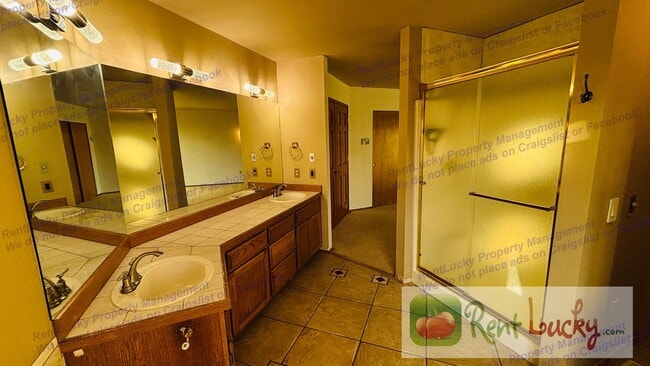 Building Photo - Browns Point View Home in Harbor Ridge | Large Yard | Beautiful View