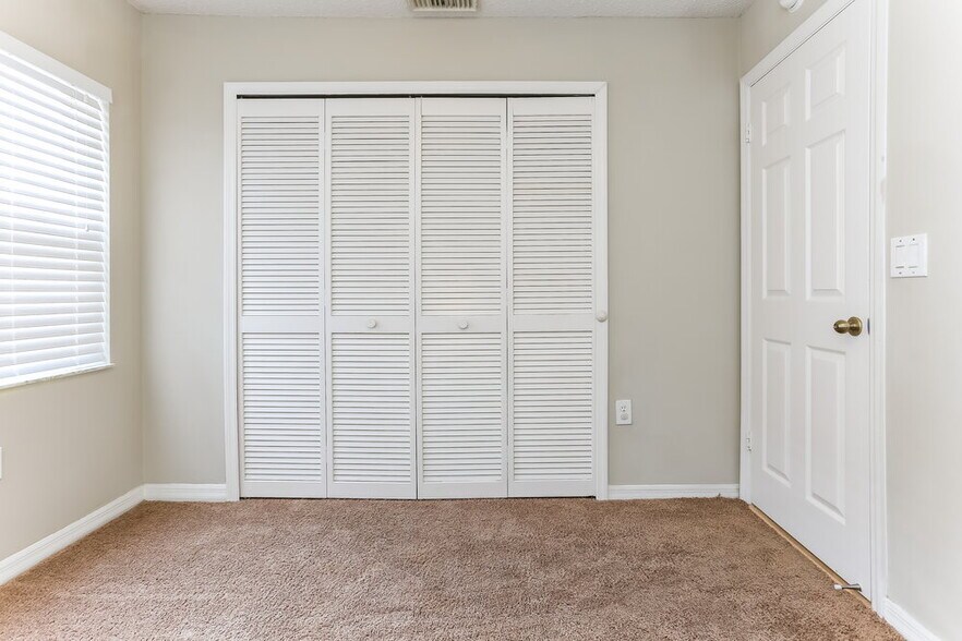 Building Photo - 18750 NW 1st St