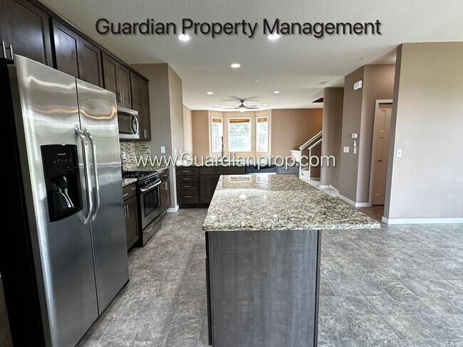 Building Photo - 11920 Emery Village Dr N