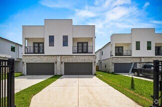 Building Photo - 5510 Pershing St