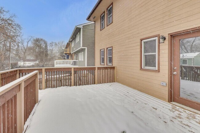 Building Photo - 508 Beechwood Dr