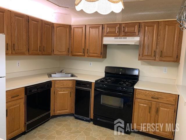 Building Photo - 72 Joyner Ct