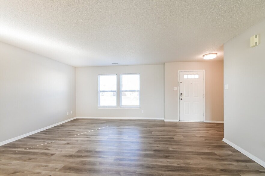 Building Photo - 639 Harvest Meadow Way