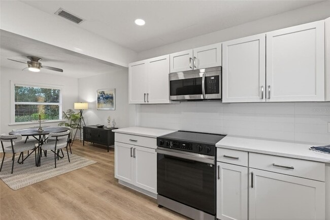 Building Photo - 5617 19th Ave S