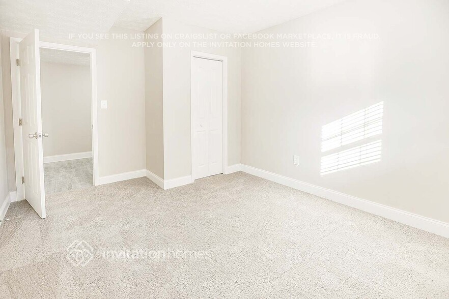 Building Photo - 260 Rosewood Dr