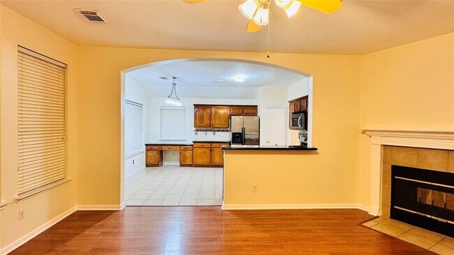 Building Photo - 10614 Desert Springs Cir