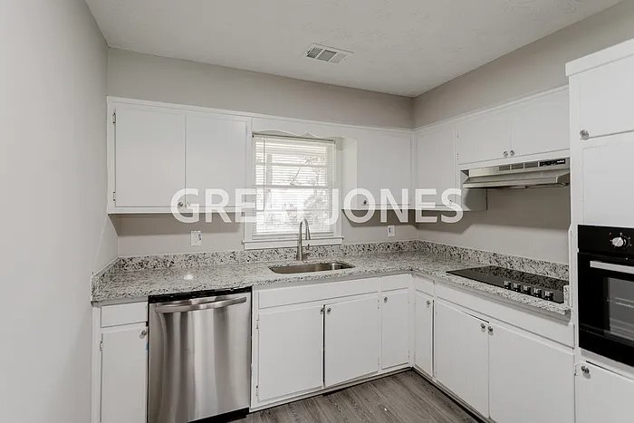 Building Photo - 1627 Celia Dr