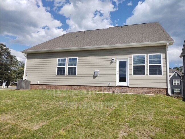 Building Photo - 4049 Whipcord Dr