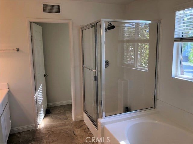 Building Photo - 43 Bluff Cove Dr