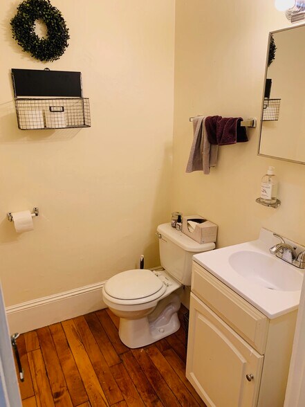 Building Photo - 1288 Commonwealth Ave