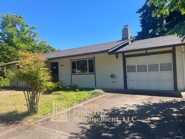 Building Photo - 2312 Willona Dr