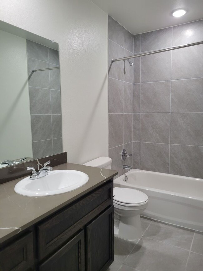 Building Photo - 2325 Zanoletti Ct