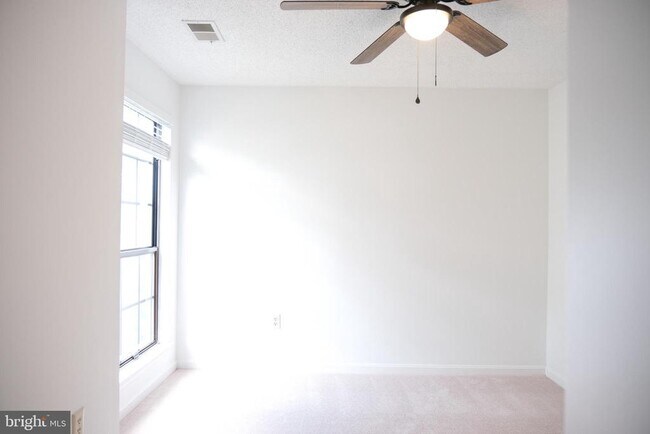Building Photo - 6941 Mary Caroline Cir