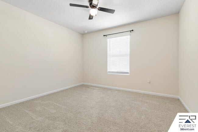 Building Photo - 152 Redbud Rd