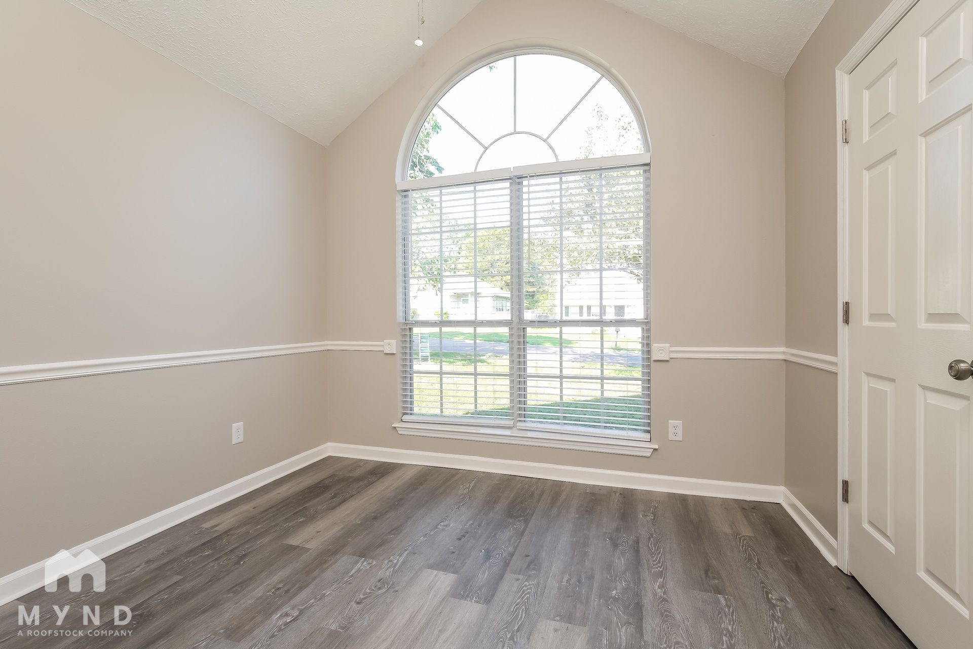 Building Photo - 308 Pine Ridge Ln