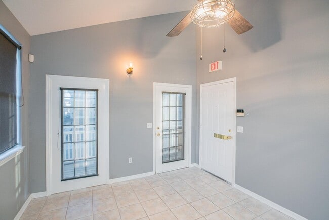Building Photo - 1510 N 17th St