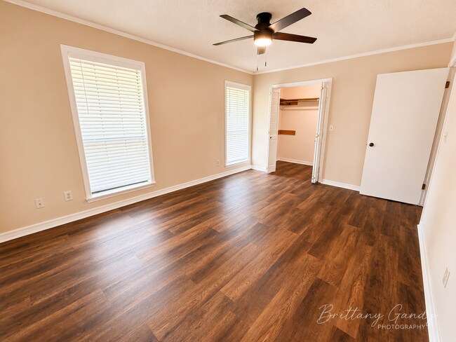 Building Photo - Rental Property on Frierson