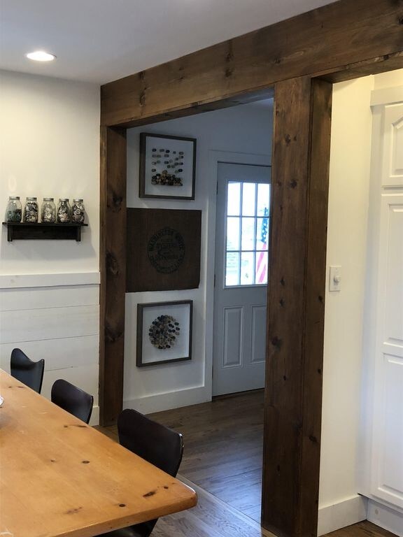 Building Photo - 30 Point Breeze Dr