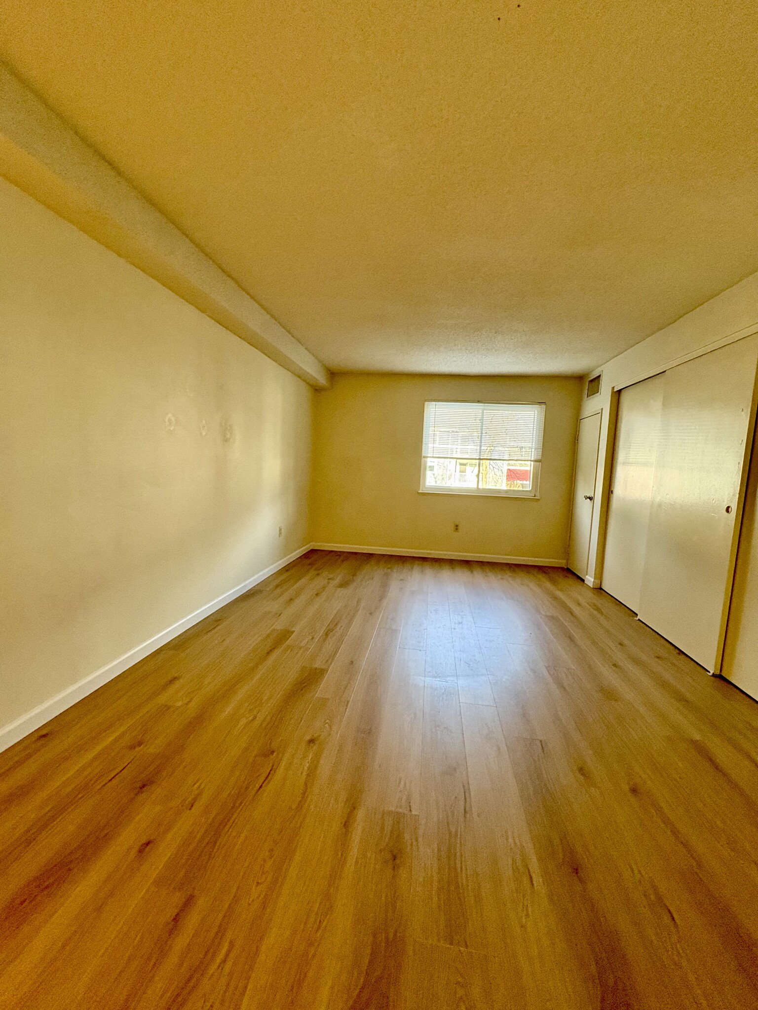 Bedroom - 3 Post Oak Ln