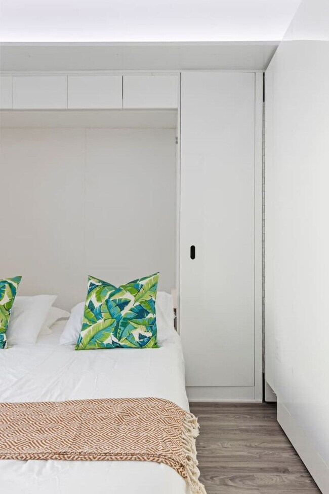 Building Photo - 12607 Larchmere Blvd