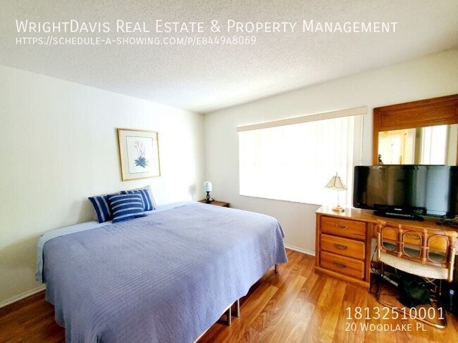 Building Photo - 20 Woodlake Pl