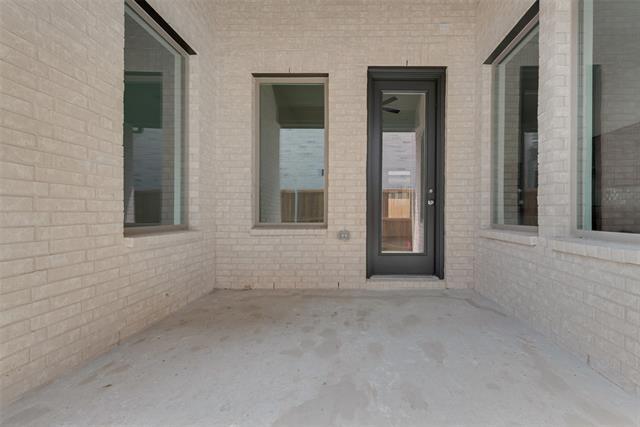 Building Photo - 635 Caprice Blf