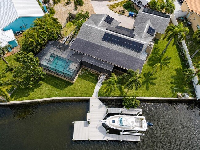 Building Photo - 6530 Bimini Ct