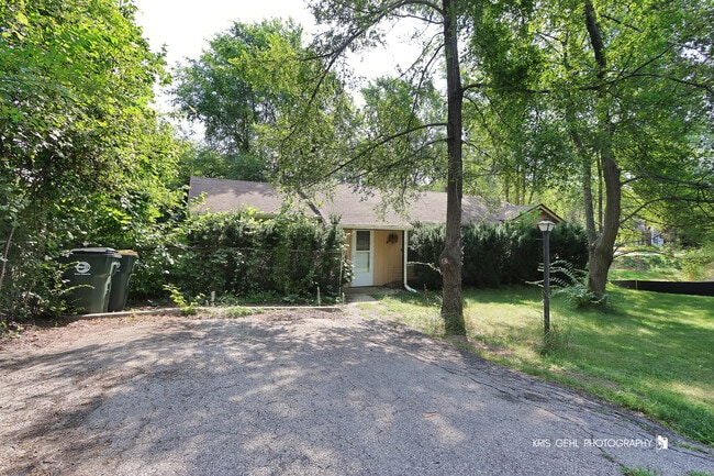 Primary Photo - 6206 Hillcrest Rd