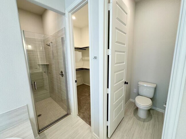 Building Photo - 31310 Wildflower Fld Ct