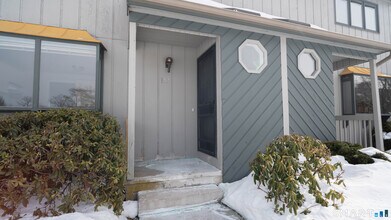 Building Photo - 147 Skyview Dr