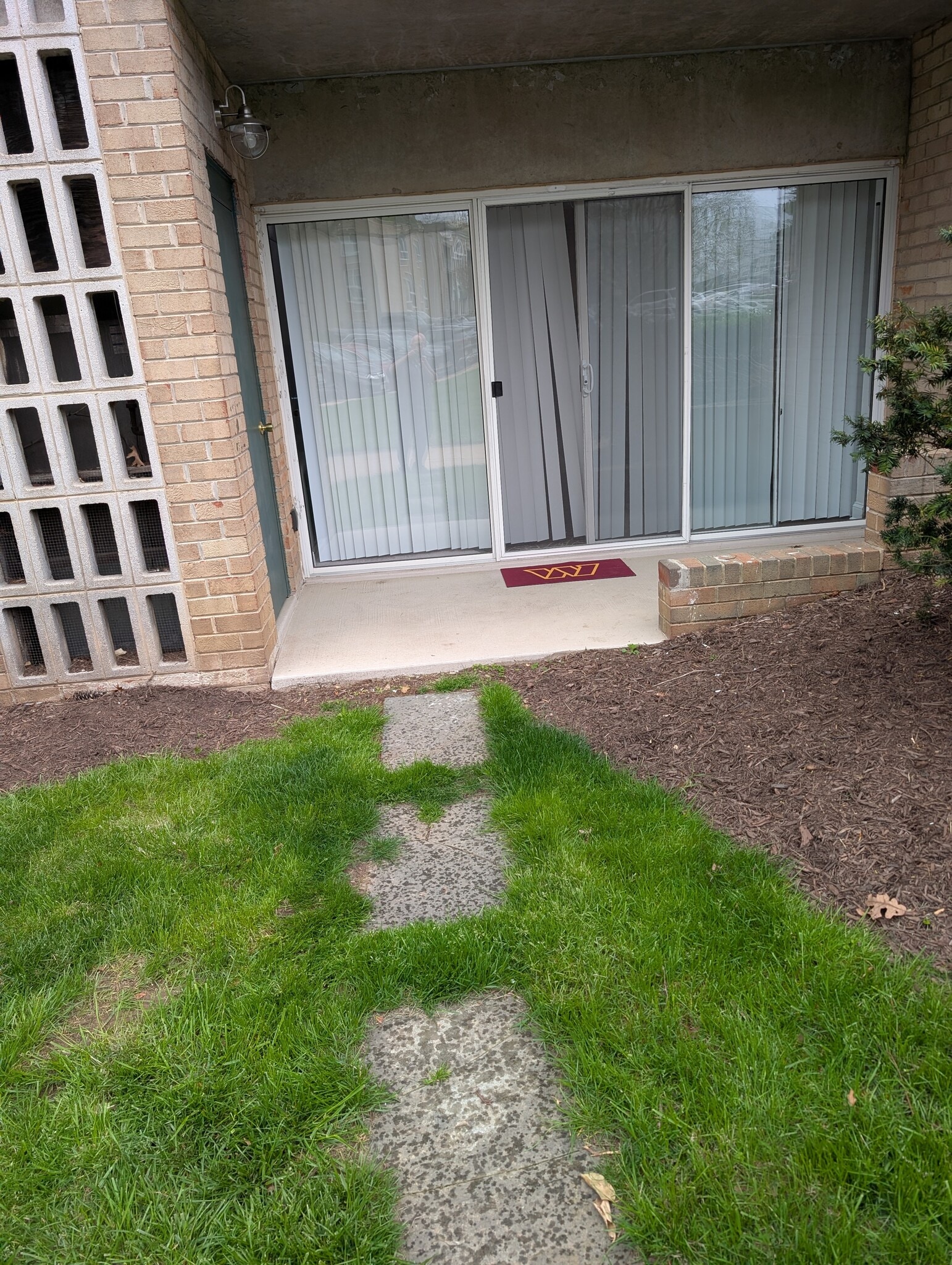 Building Photo - 8125 Heatherton Ln