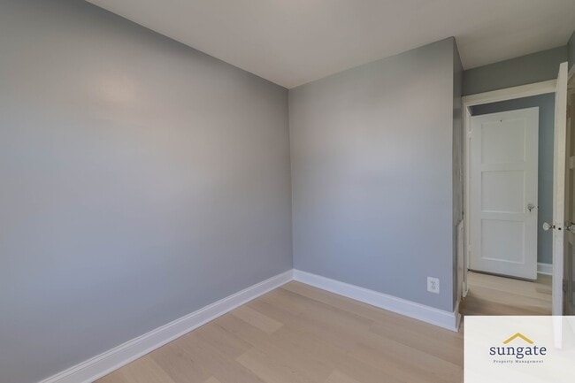 Building Photo - 105 Upmanor Rd