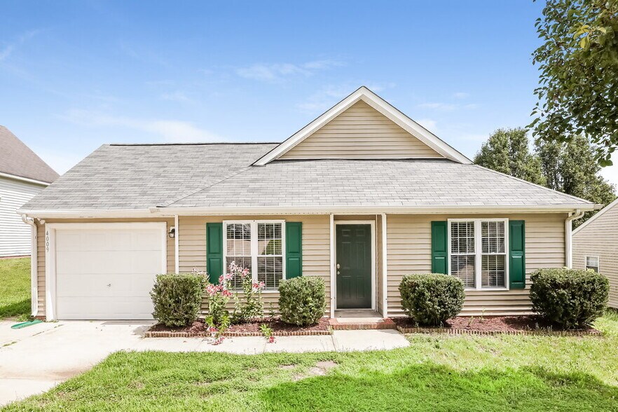 Primary Photo - 4009 Scofield Dr
