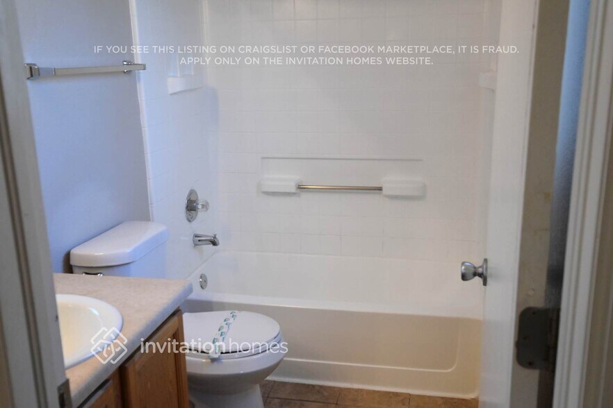 Building Photo - 10125 Hudson Ct