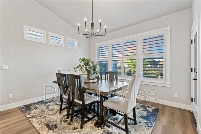 Building Photo - 10238 Hazy Gln Dr