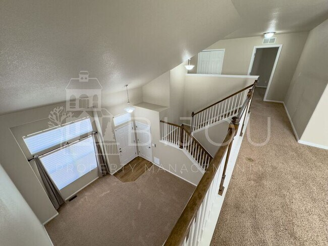 Building Photo - 9647 Carnival Ln