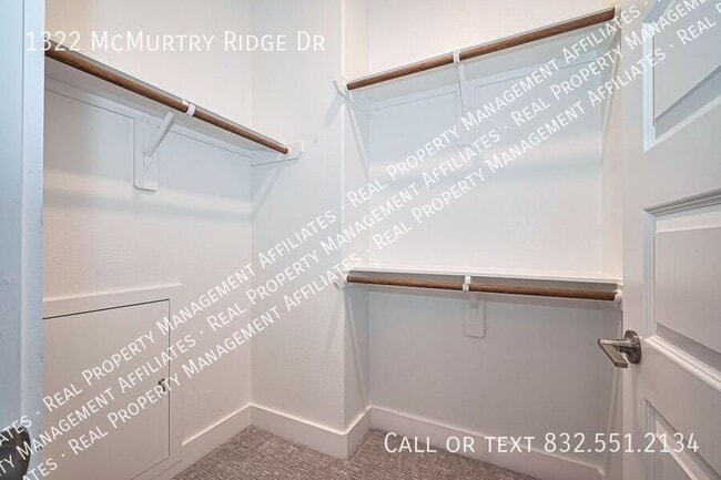 Building Photo - 1322 McMurtry Ridge Dr
