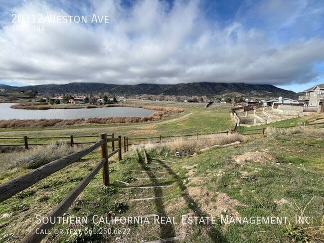 Building Photo - 20312 Weston Ave