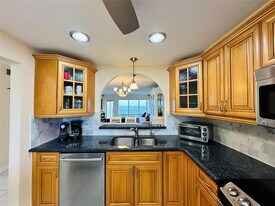 Building Photo - 750 N Ocean Blvd