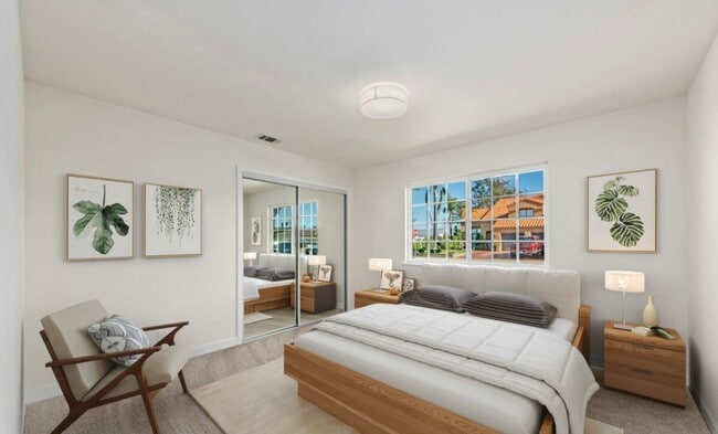 Building Photo - Beautifully Updated Single Story Custom Ho...