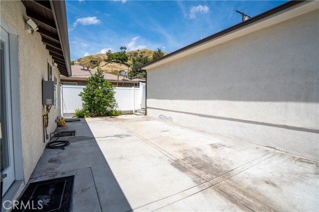 Building Photo - 7768 Shadyspring Dr