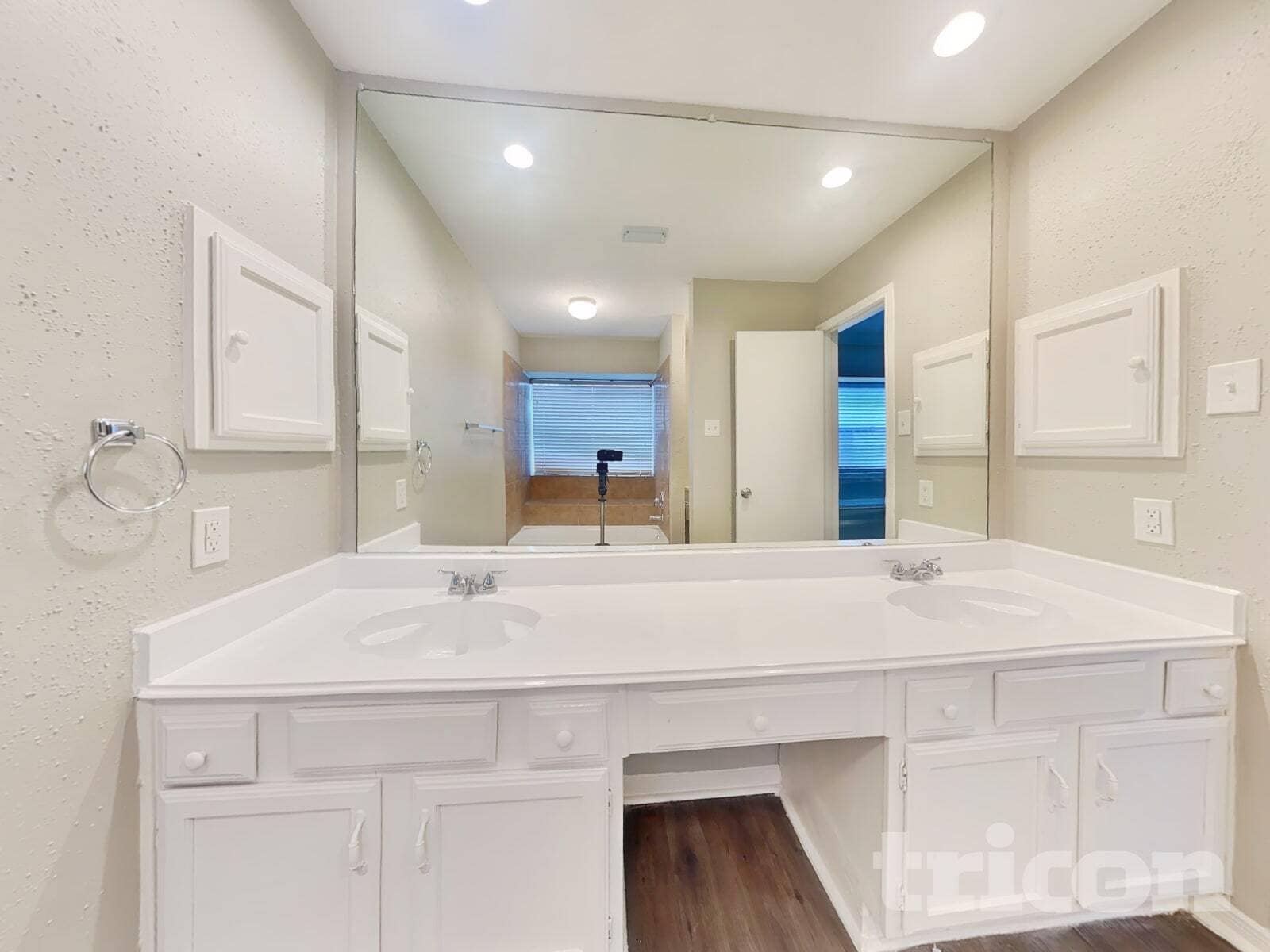 Building Photo - 7102 Tara Blue Ridge Dr