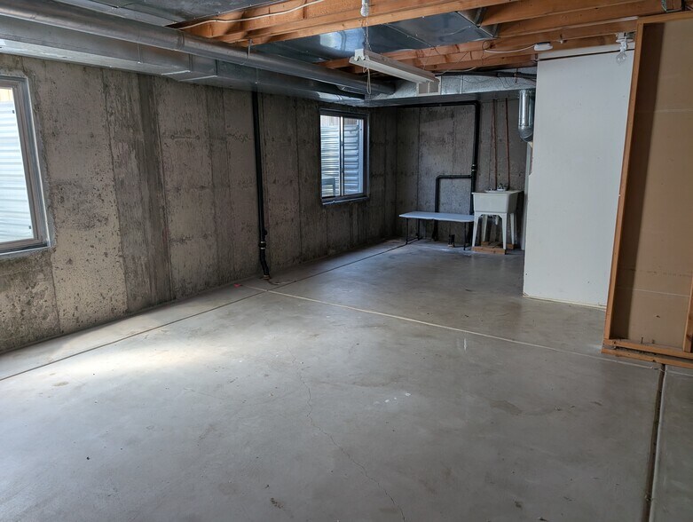 Building Photo - 3303 W 126th Ave