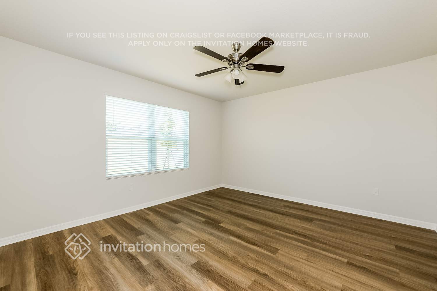 Building Photo - 8029 Majestic Palms Ct